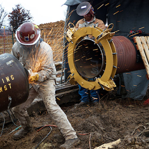 Sawyer Mfg Rim Clamp being used in the field.